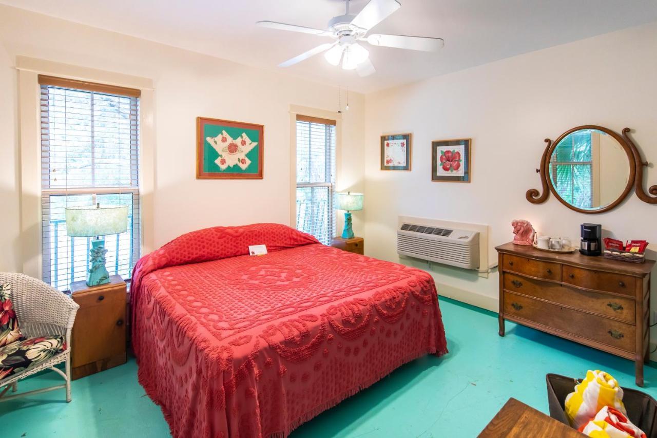 Hibiscus Coffee & Guesthouse Grayton Beach Dış mekan fotoğraf