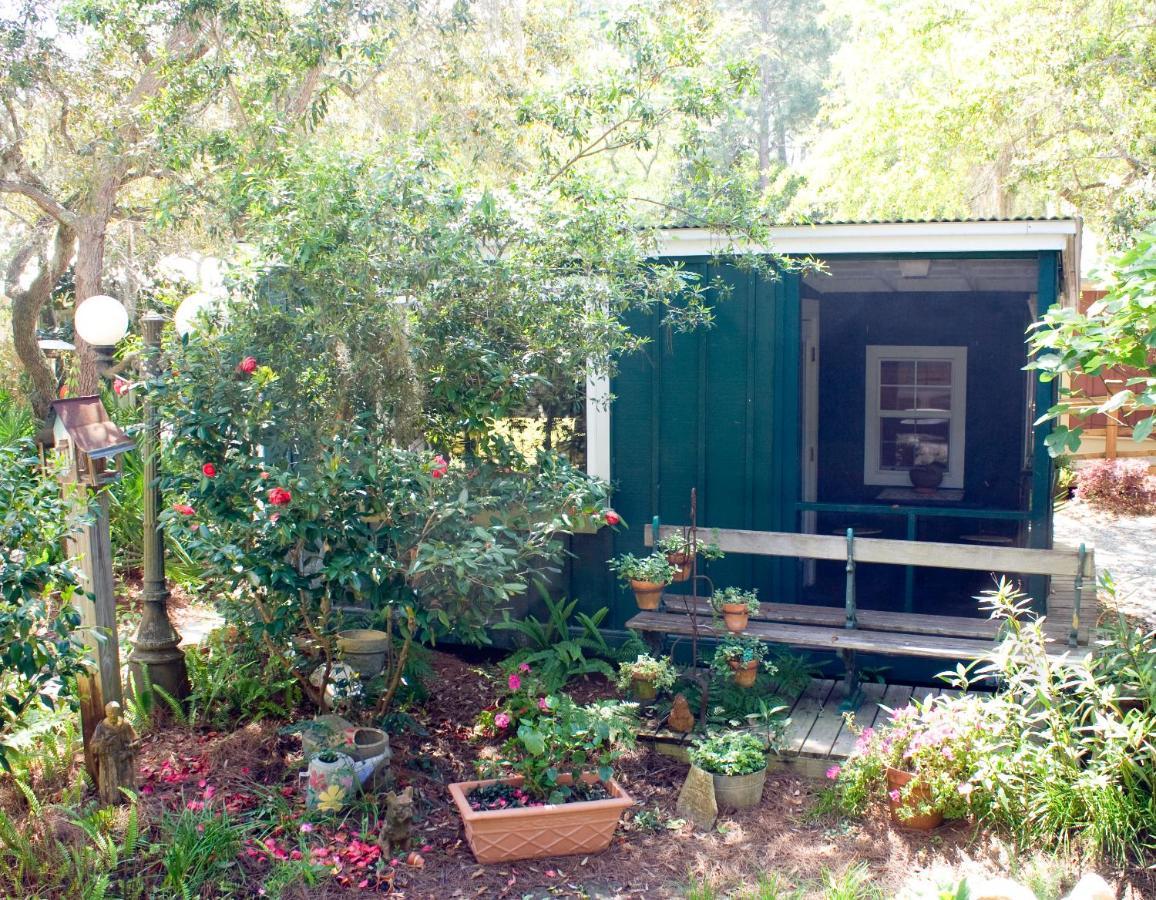 Hibiscus Coffee & Guesthouse Grayton Beach Dış mekan fotoğraf