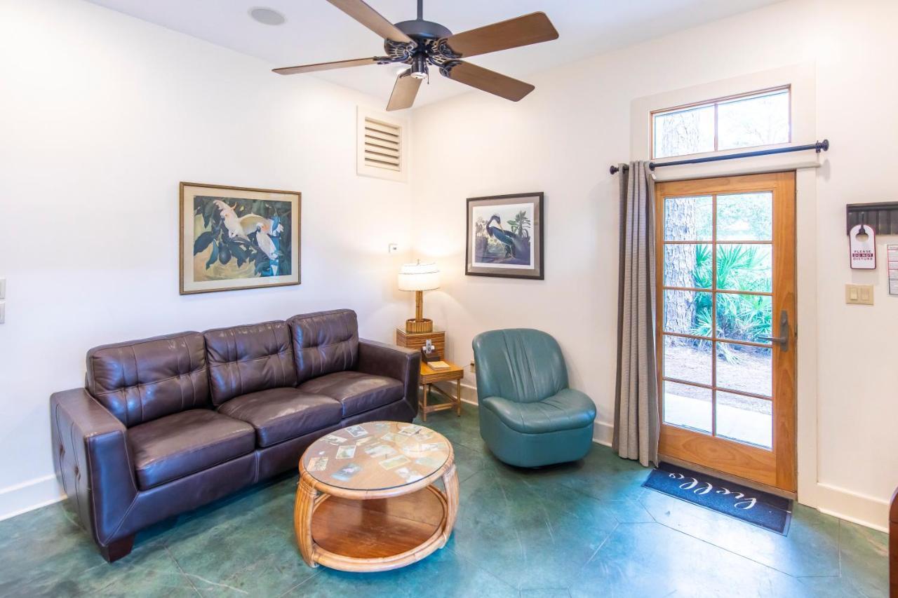Hibiscus Coffee & Guesthouse Grayton Beach Dış mekan fotoğraf