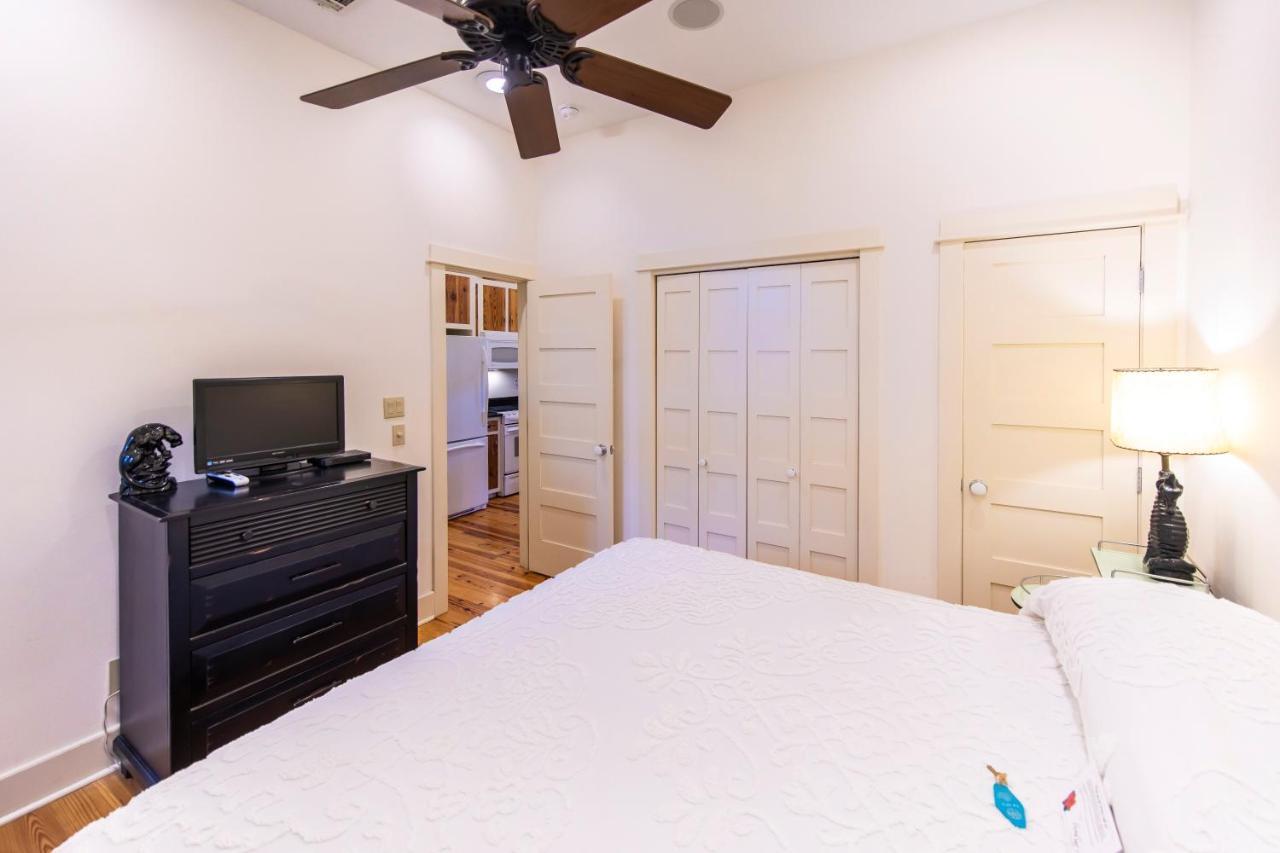 Hibiscus Coffee & Guesthouse Grayton Beach Dış mekan fotoğraf
