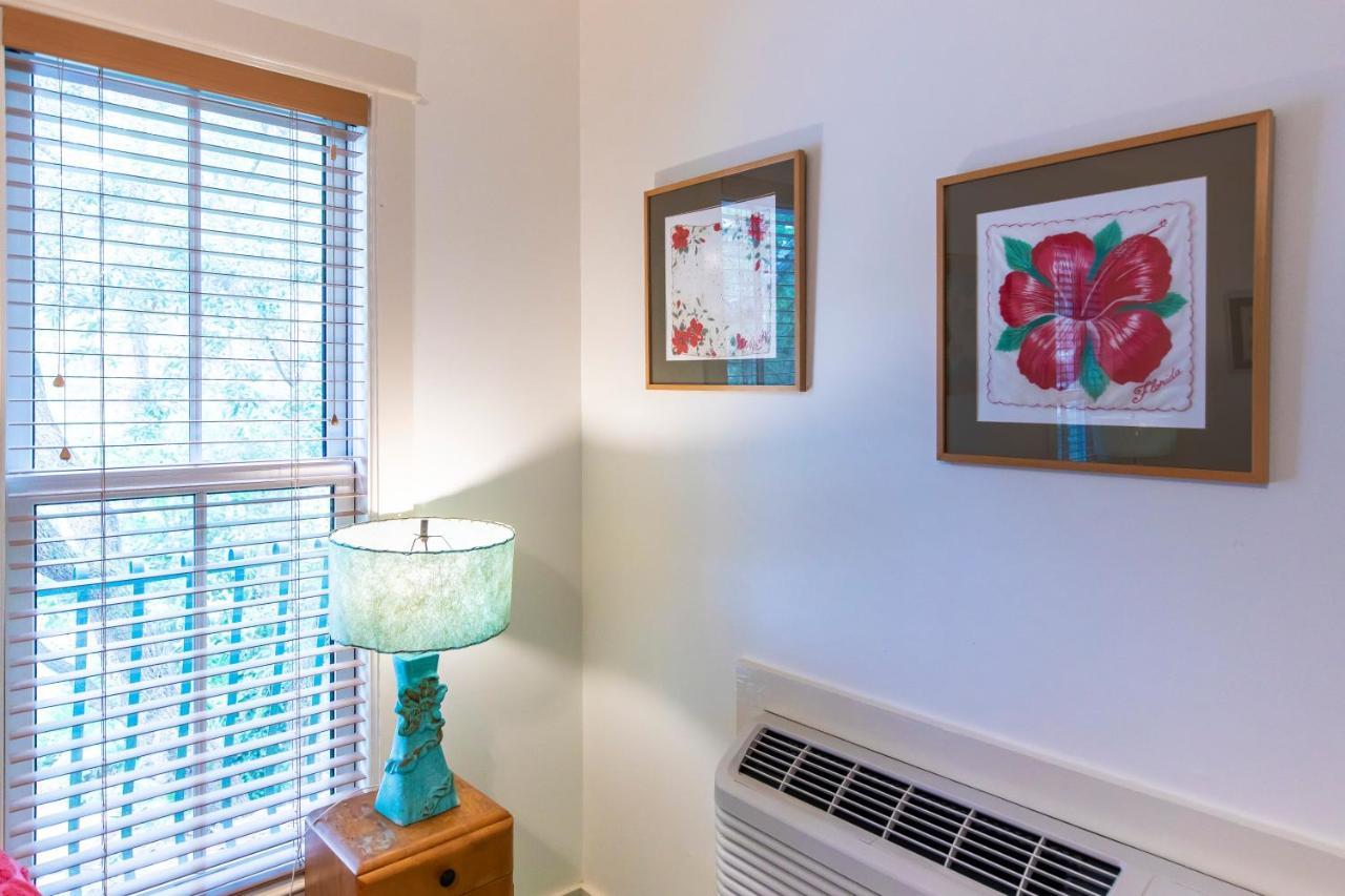 Hibiscus Coffee & Guesthouse Grayton Beach Dış mekan fotoğraf