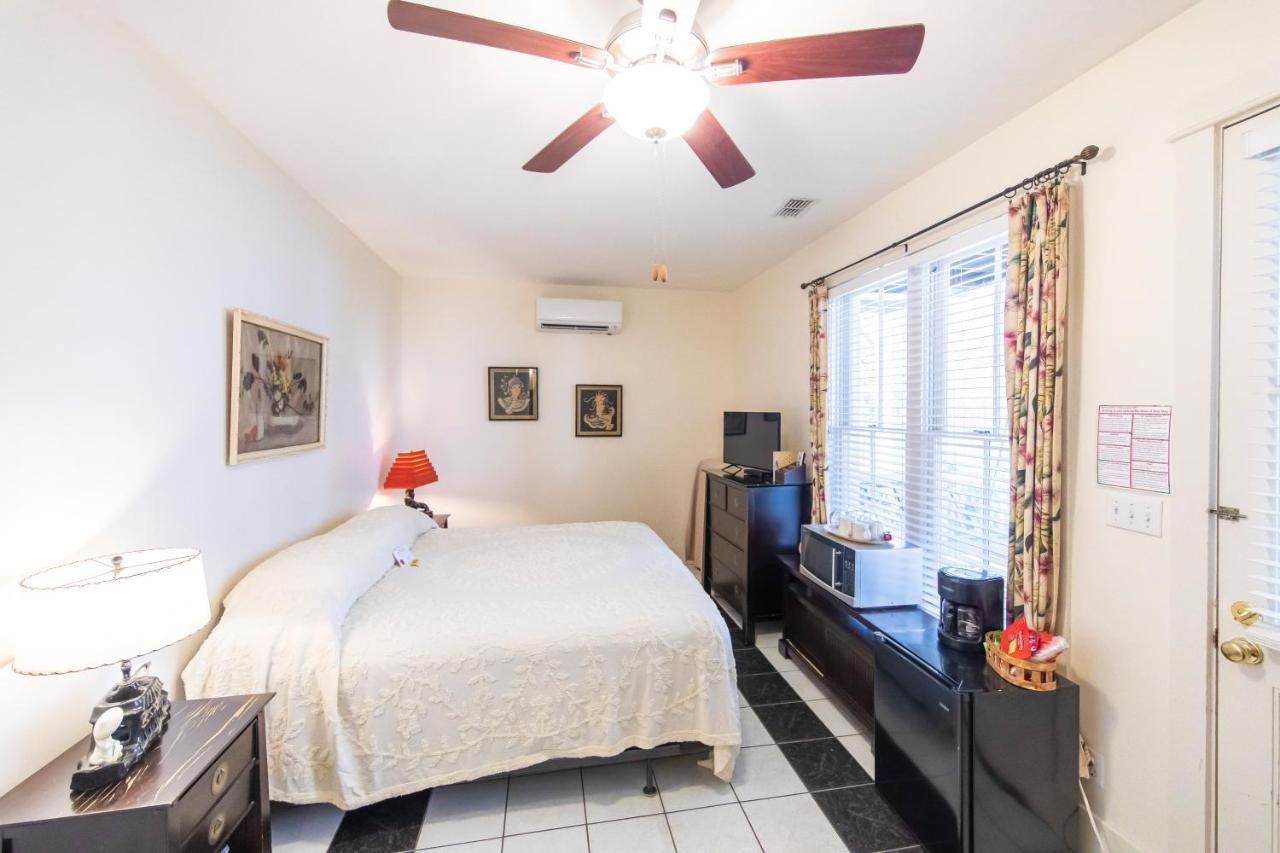 Hibiscus Coffee & Guesthouse Grayton Beach Dış mekan fotoğraf