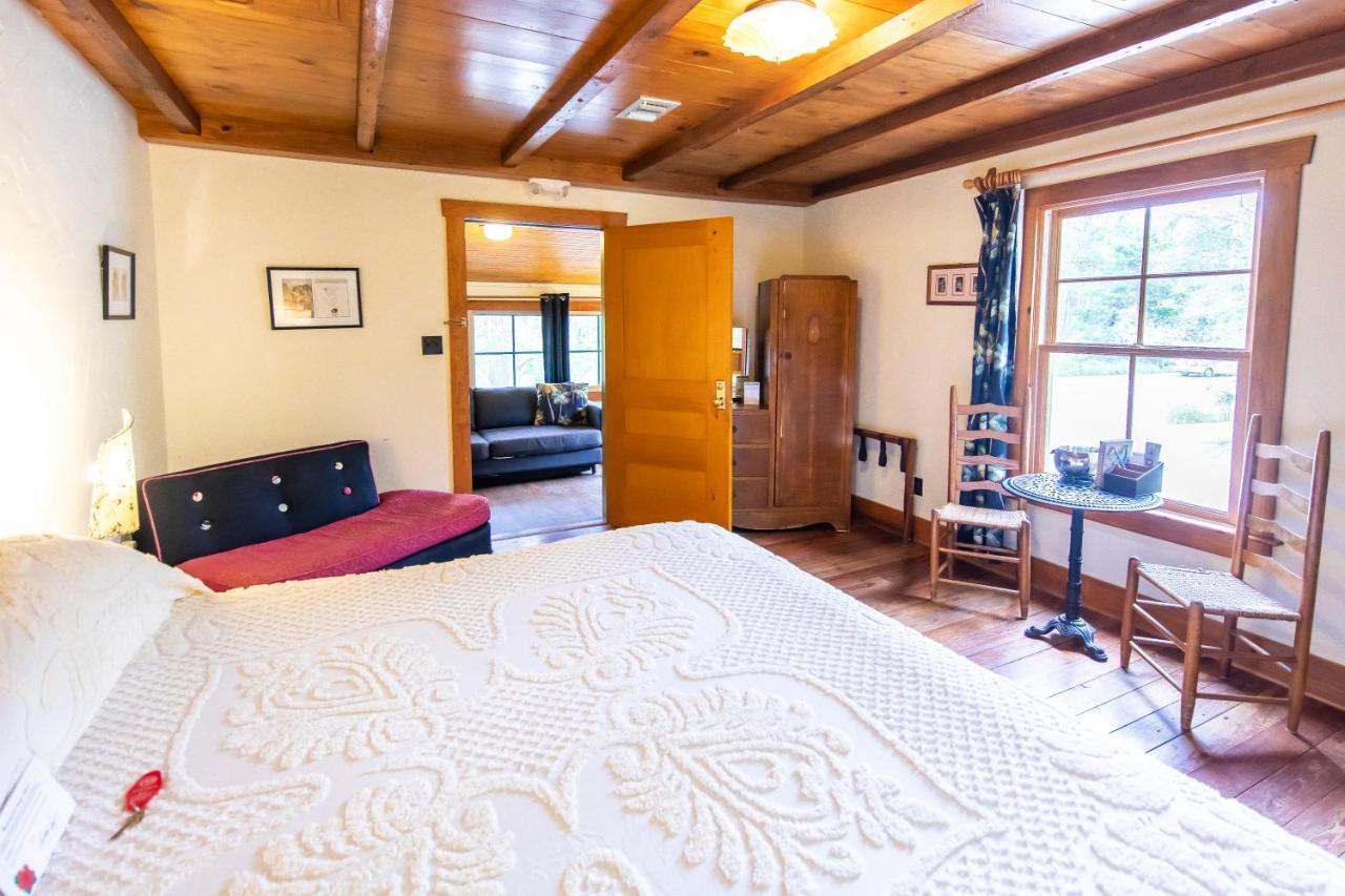 Hibiscus Coffee & Guesthouse Grayton Beach Dış mekan fotoğraf