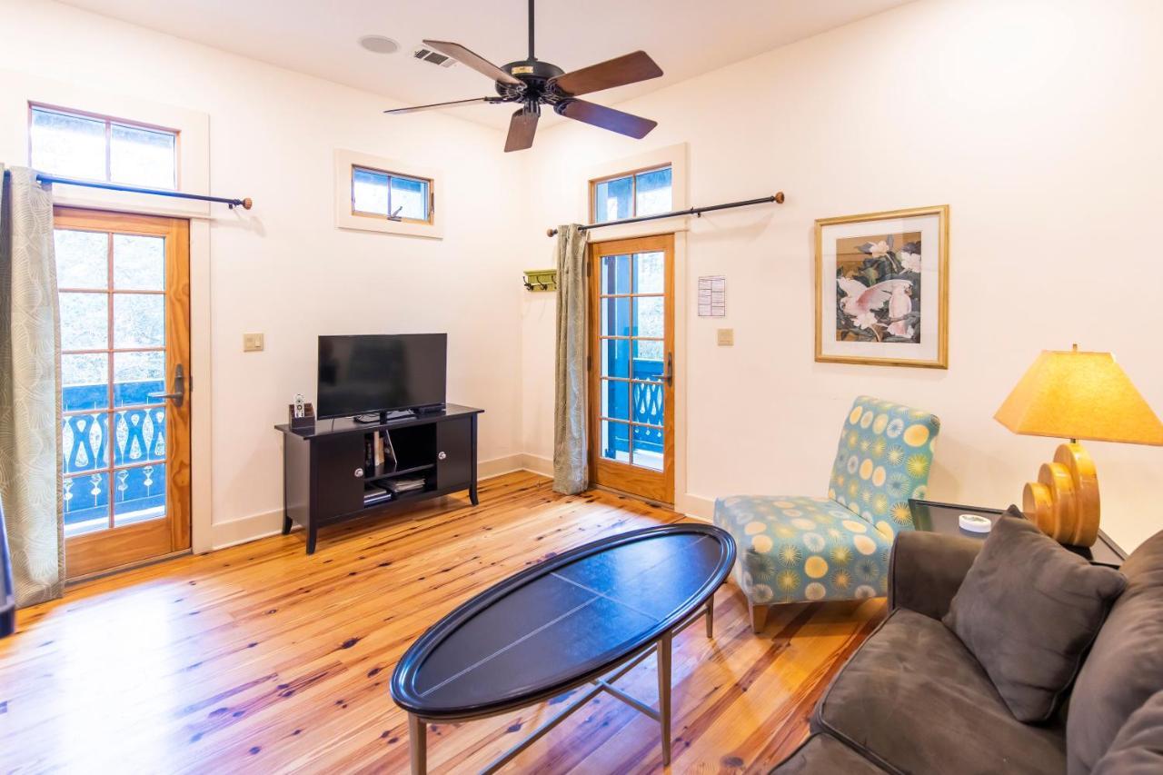 Hibiscus Coffee & Guesthouse Grayton Beach Dış mekan fotoğraf