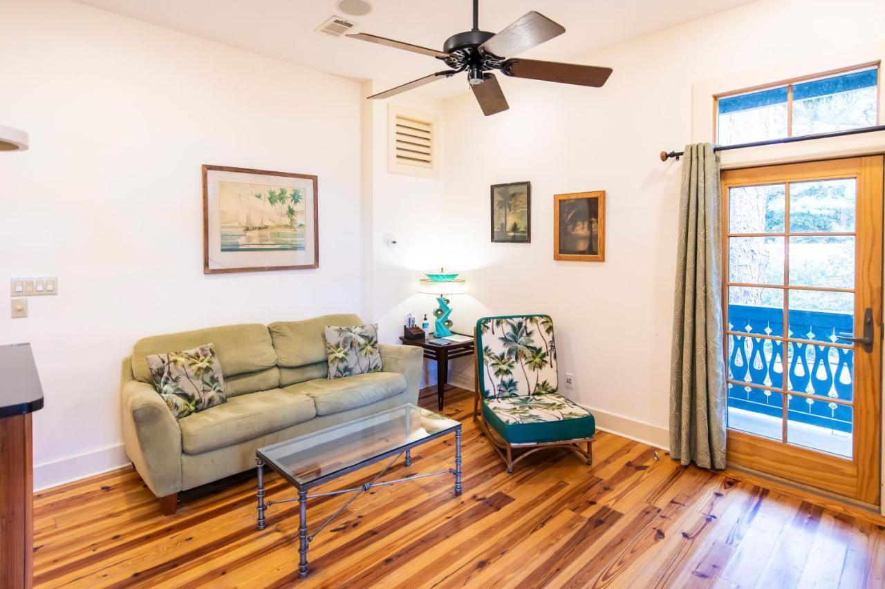 Hibiscus Coffee & Guesthouse Grayton Beach Dış mekan fotoğraf