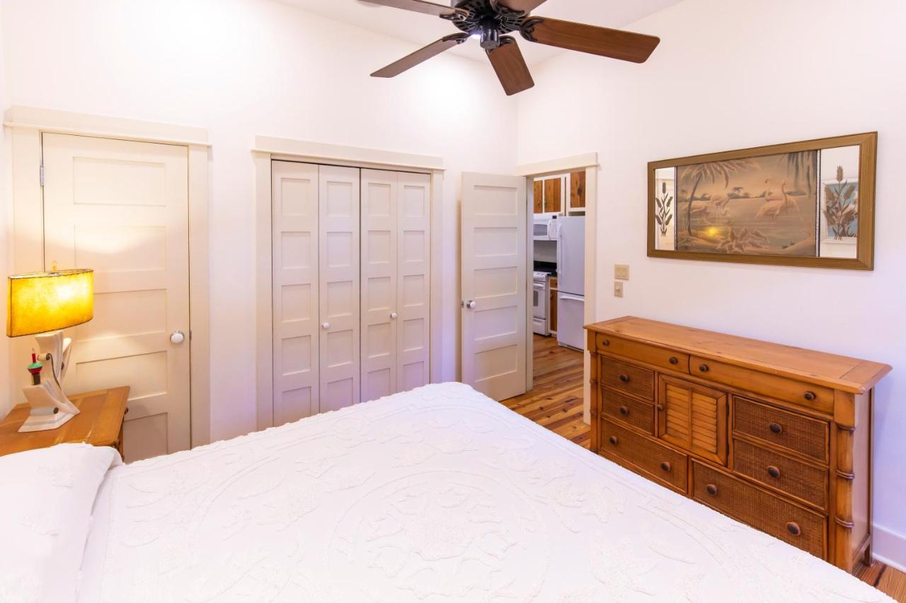 Hibiscus Coffee & Guesthouse Grayton Beach Dış mekan fotoğraf