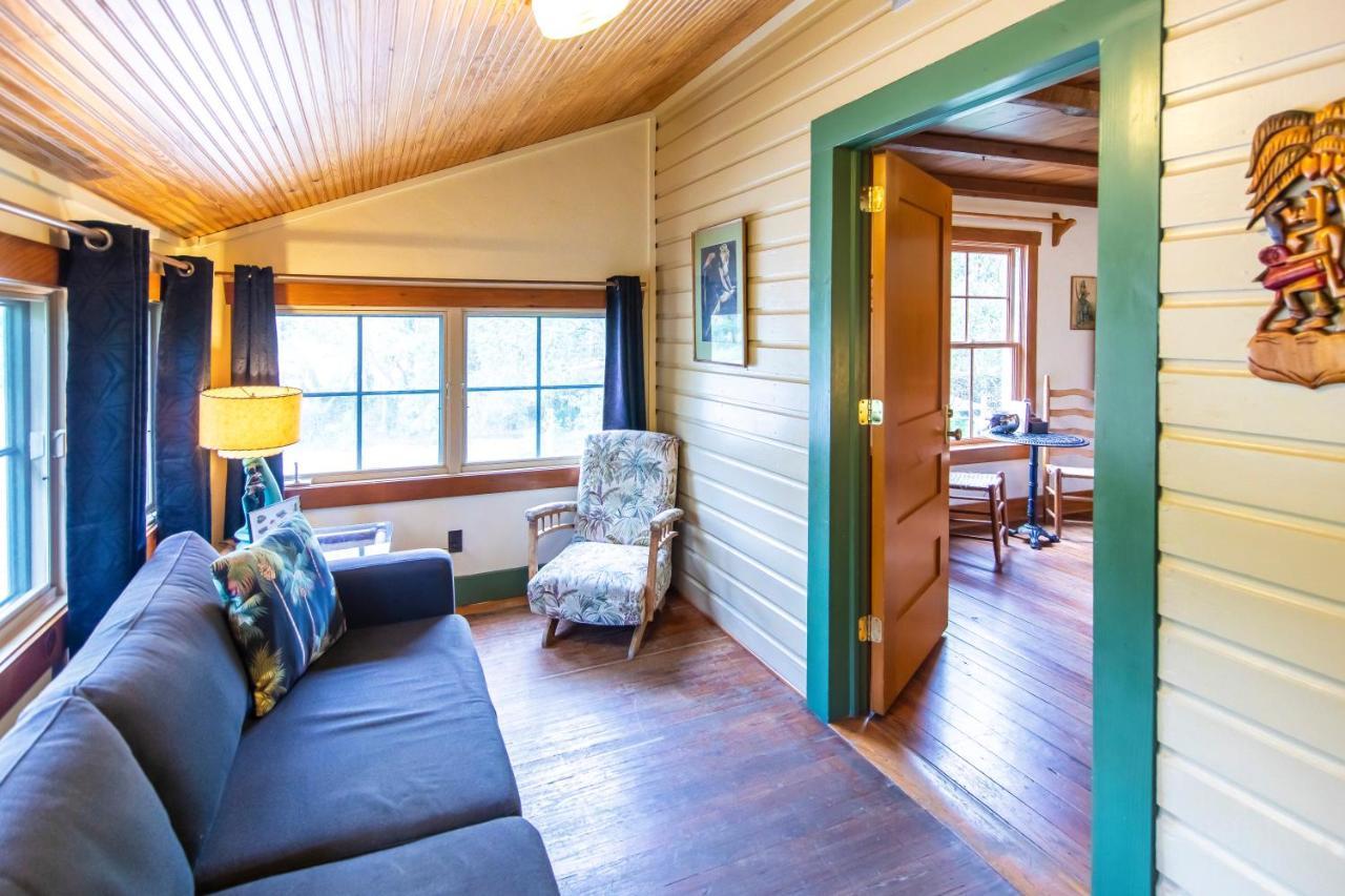 Hibiscus Coffee & Guesthouse Grayton Beach Dış mekan fotoğraf