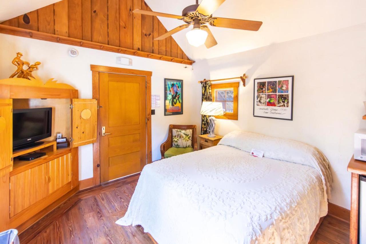 Hibiscus Coffee & Guesthouse Grayton Beach Dış mekan fotoğraf