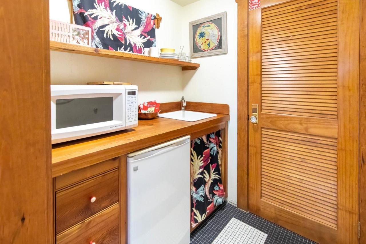Hibiscus Coffee & Guesthouse Grayton Beach Dış mekan fotoğraf